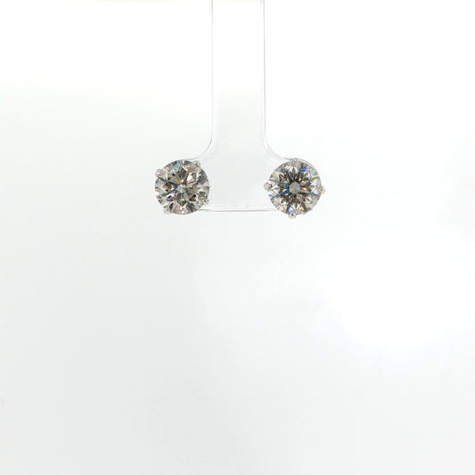 4.11 CTTW Studs Earrings