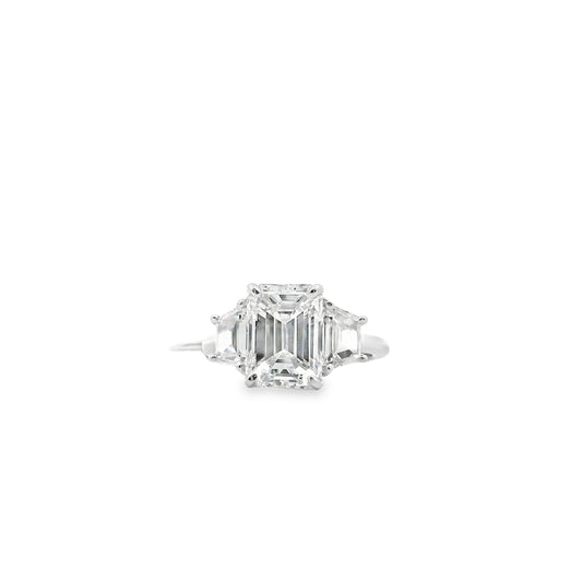 5.06 CTTW 3 Stone Ring