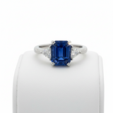 Fine Sapphire & Diamond Platinum and 18Kt White Gold Ring (GIA)