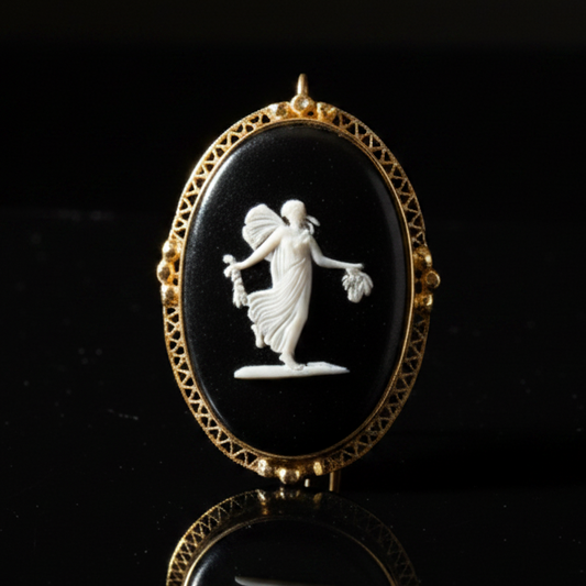 English Modern Wedgewood 36x25mm Cameo 14kt Yellow Gold