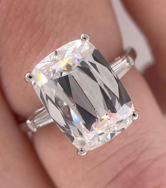 MDJ Curators Collection Estate 5.01 Carat Cushion Brilliant Cut Diamond Platinum Ring 13907/000251