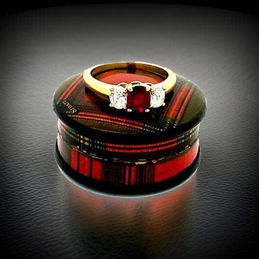 Dallas Estate Tiffany & Co.50 ct Ruby .50 cttw Diamond Yellow Gold Ring 14911