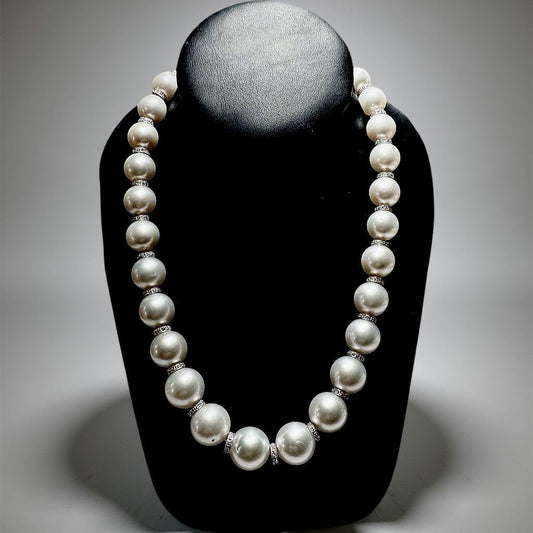 13.20mm to 15.70 mm South Sea Pearl and Diamond Necklace