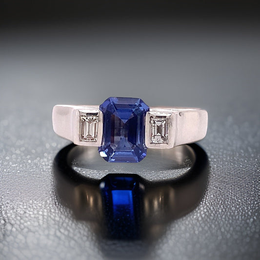 Fine Ceylon Sapphire and Diamond Platinum 3-Stone Ring