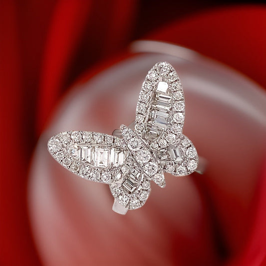 Fashionista 1.33 cttw Diamond Butterfly Ring 09780