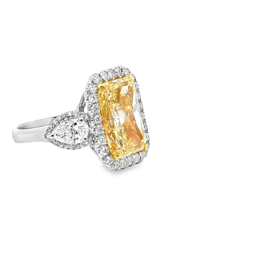 8.54 CTTW Halo Ring