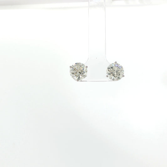 4.11 CTTW Studs Earrings