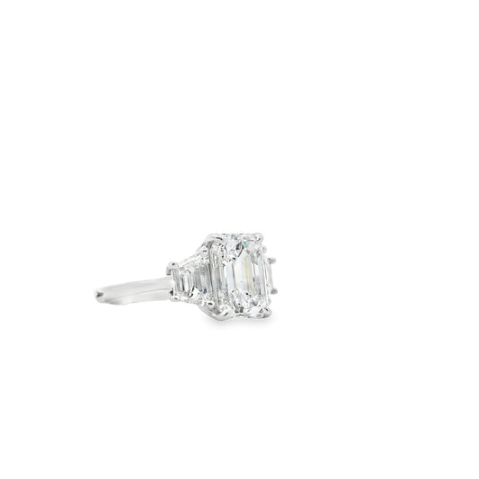 5.06 CTTW 3 Stone Ring