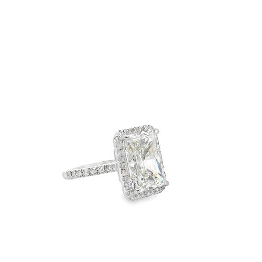 7.68 CTTW Halo Ring