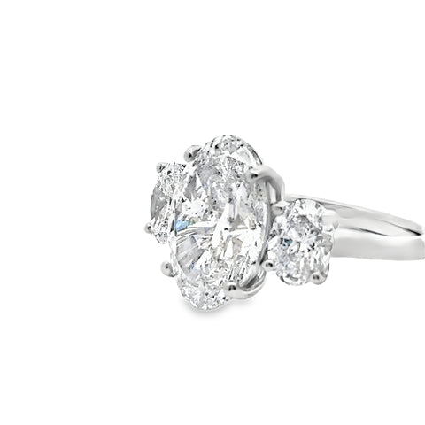 7.84 CTTW 3 Stone Ring