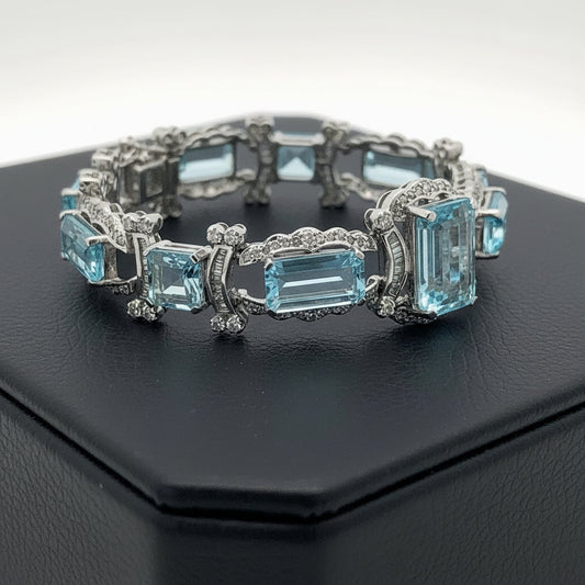 Modern Diamond and Blue Topaz 18K White Gold Bracelet