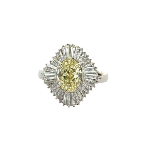 Modern 1.96ct Natural Light Fancy (Center) Diamond Platinum Ring